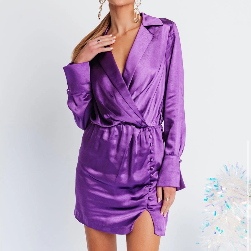 Satin collared mini dress